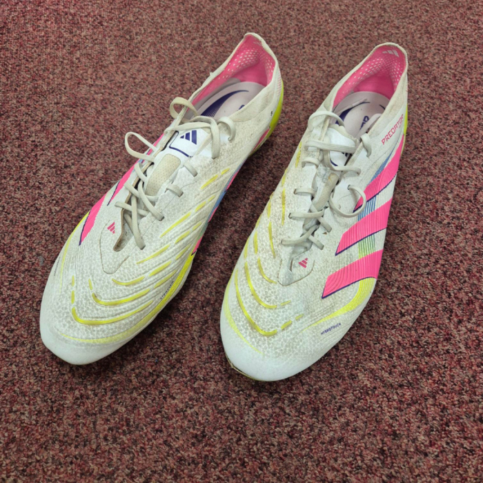 Worn/Used Player Boots - Bendarek