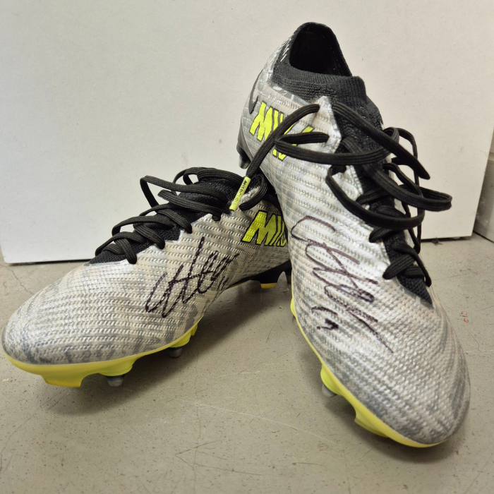 Player Worn Signed Boots - Archer