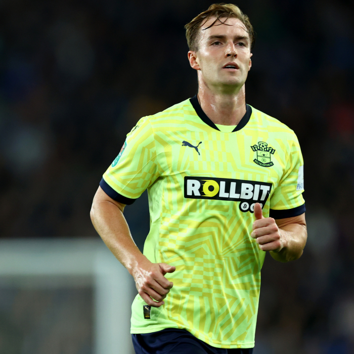 Match Worn 24/25 Carabao cup away shirt - Bree